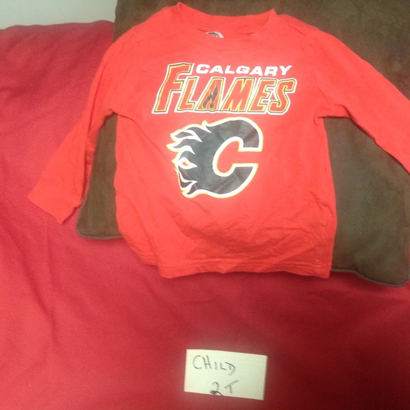 NHL Calgary Flames tshirt - Picture 1 of 1